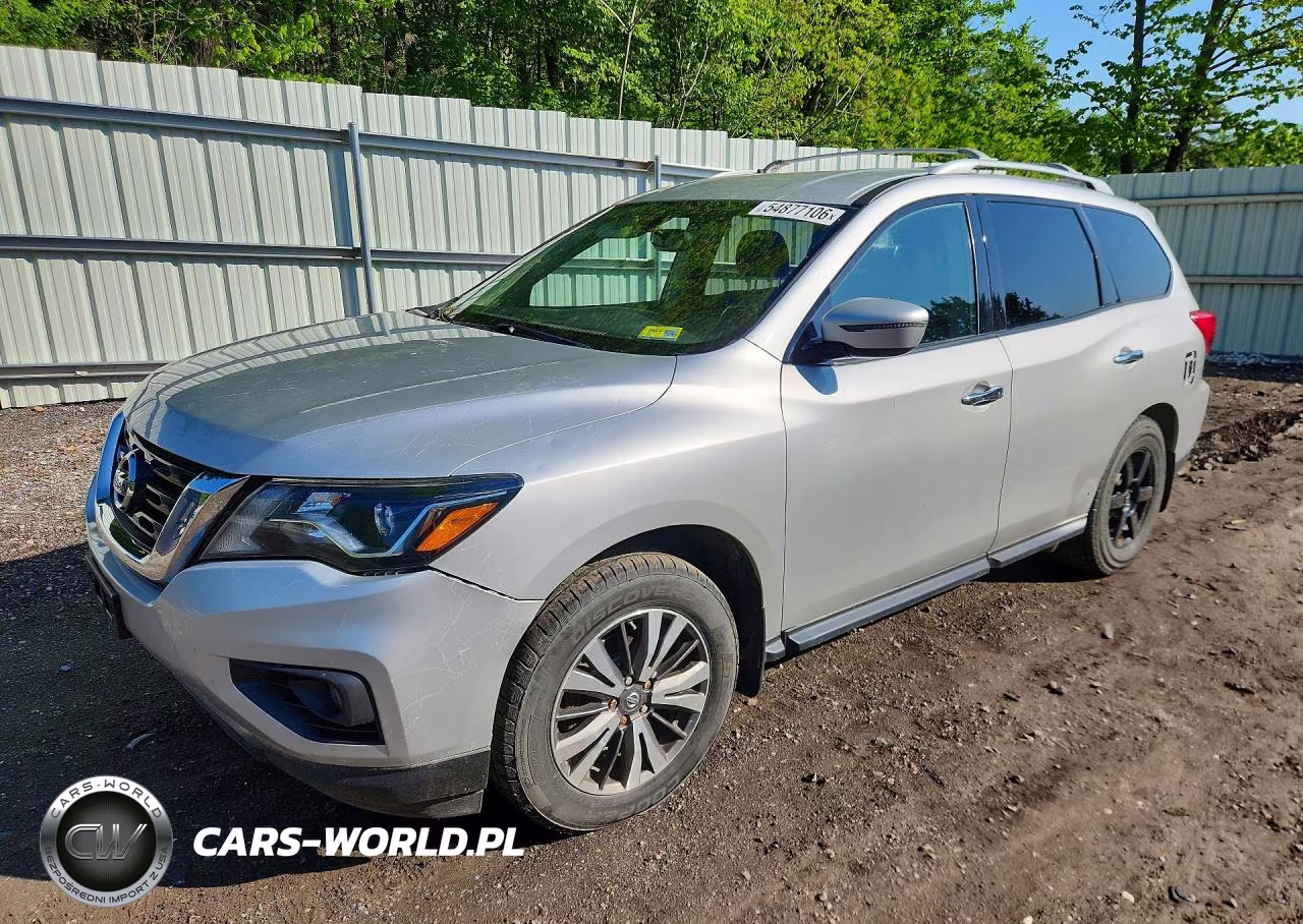 2018 Nissan Pathfinder Sv