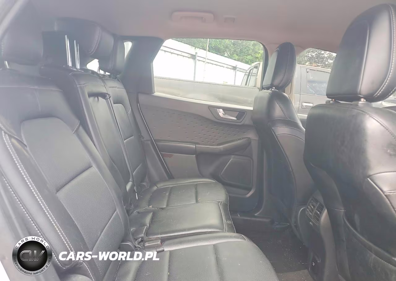 2020 Ford Escape Titanium VIN:1FMCU9J95LUA49805 - 11