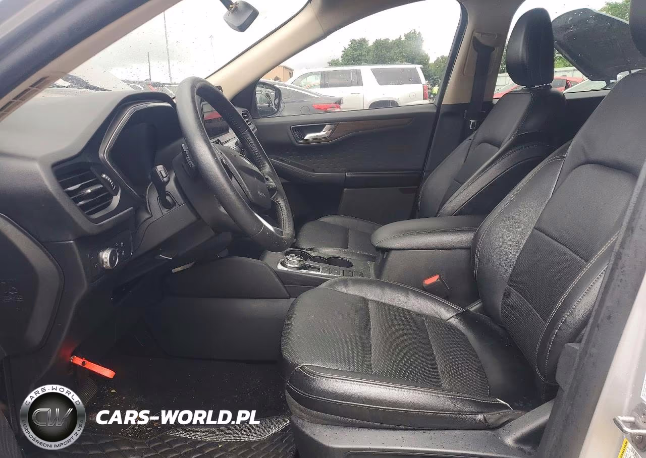 2020 Ford Escape Titanium VIN:1FMCU9J95LUA49805 - 7