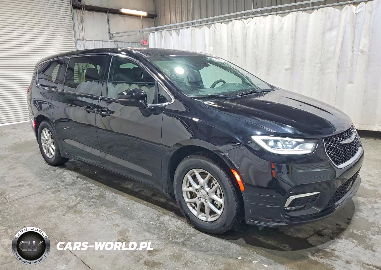 2026 Chrysler Pacifica Select VIN:2C4RC1BG2TR239686 - 4
