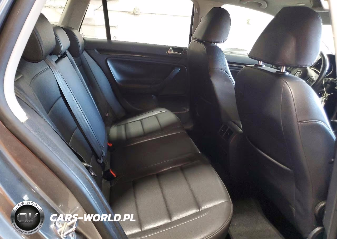 2010 Volkswagen Jetta Tdi VIN:3VWPL7AJ4AM686528 - 11