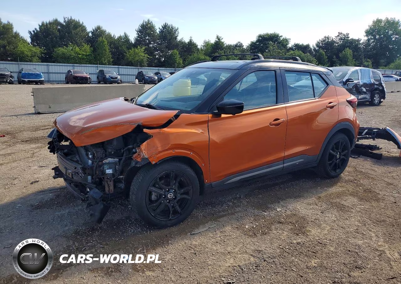 2021 Nissan Kicks Sr