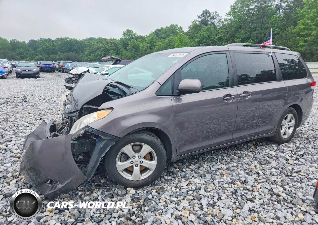 2012 Toyota Sienna Le VIN:5TDKK3DC0CS264653 - 1