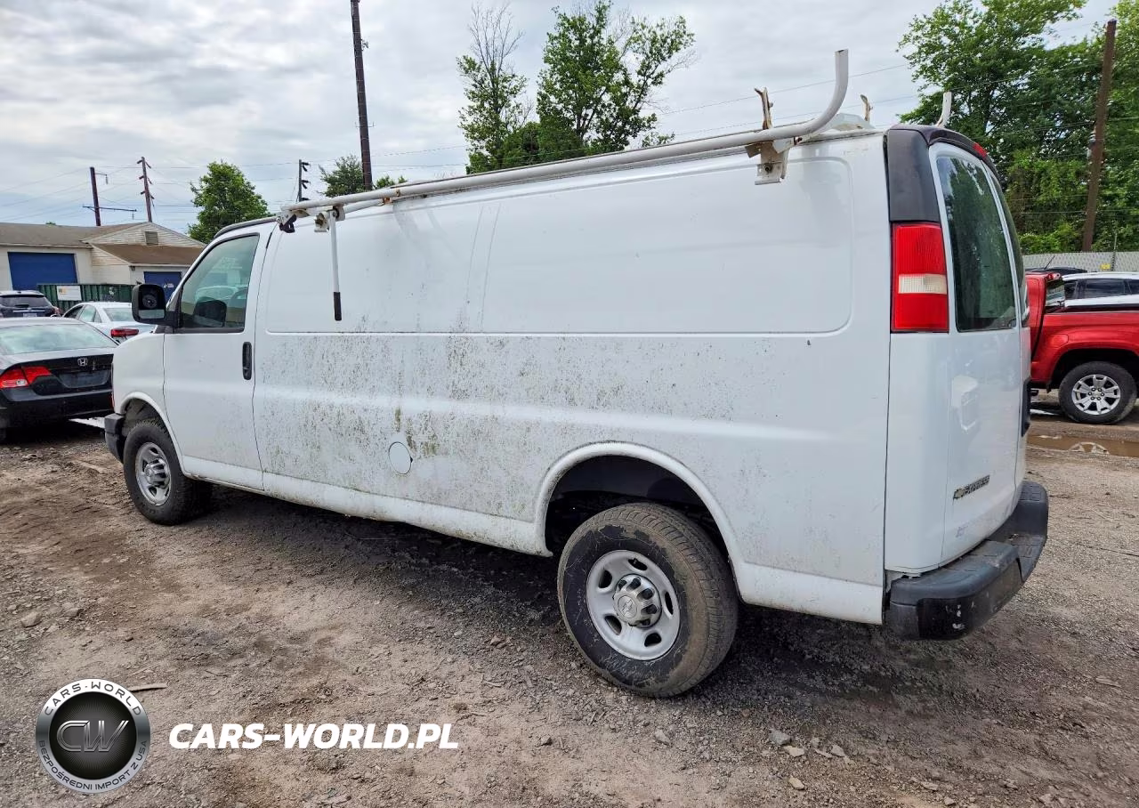 2015 Chevrolet Express G2500 VIN:1GCWGGCF2F1211525 - 2