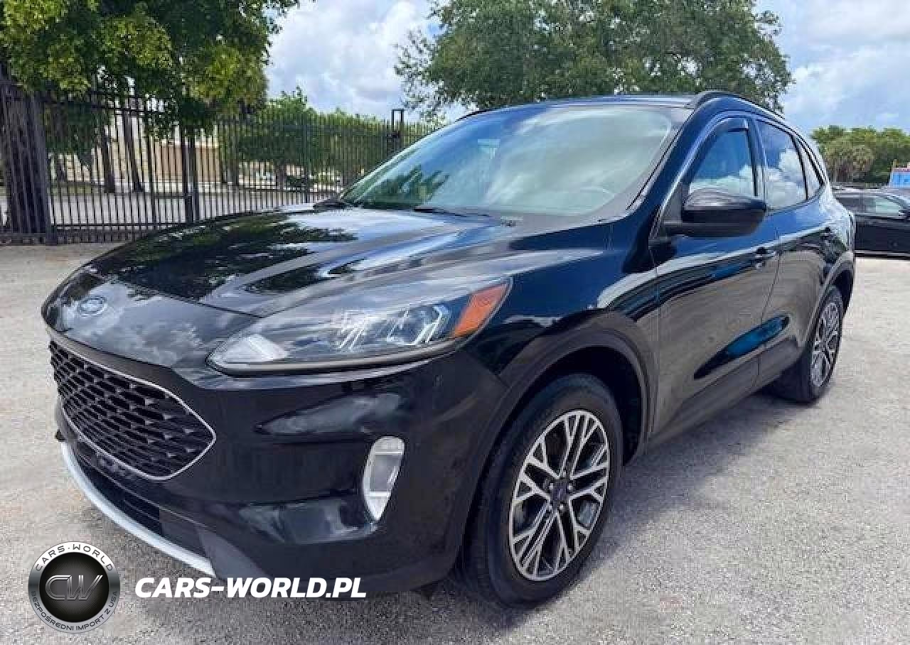 2020 Ford Escape Sel