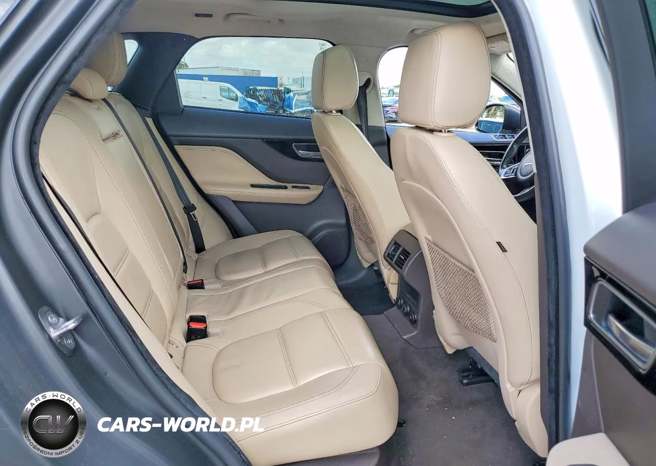 2019 Jaguar F-Pace Prestige VIN:SADCK2FX6KA367431 - 10