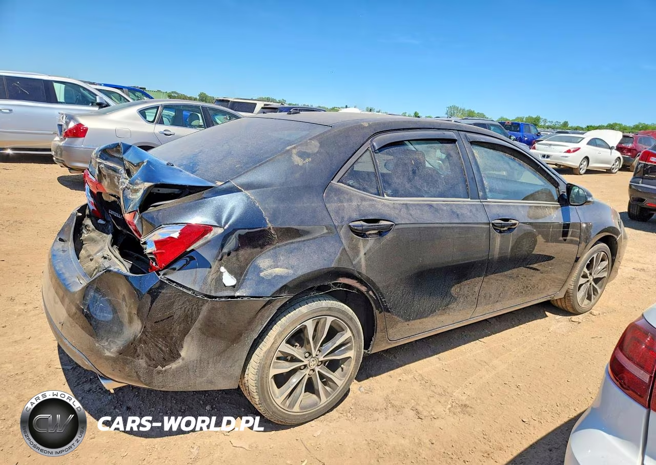 2018 Toyota Corolla Xse VIN:2T1BURHE4JC055513 - 3