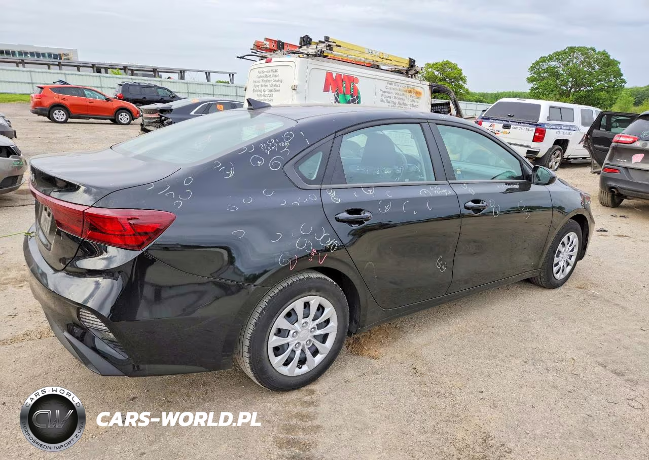 2024 Kia Forte Lx VIN:3KPF24ADXRE802931 - 3