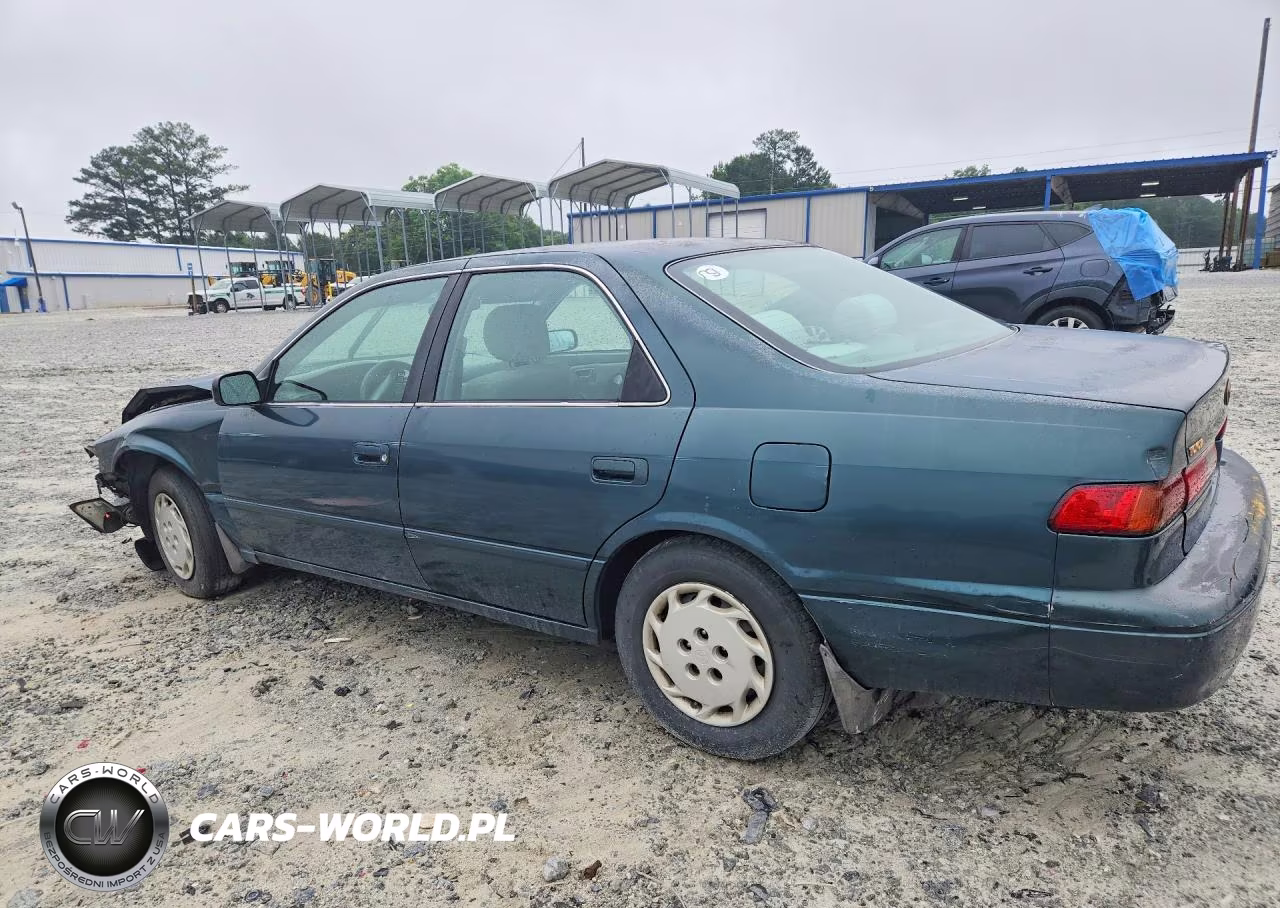 1998 Toyota Camry Le VIN:JT2BG22K9W0137373 - 2