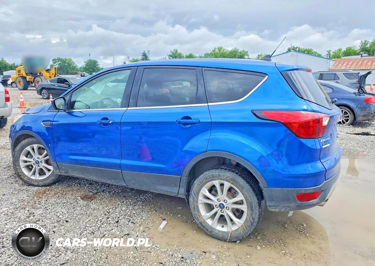 2019 Ford Escape Se VIN:1FMCU9GD8KUB14656 - 2
