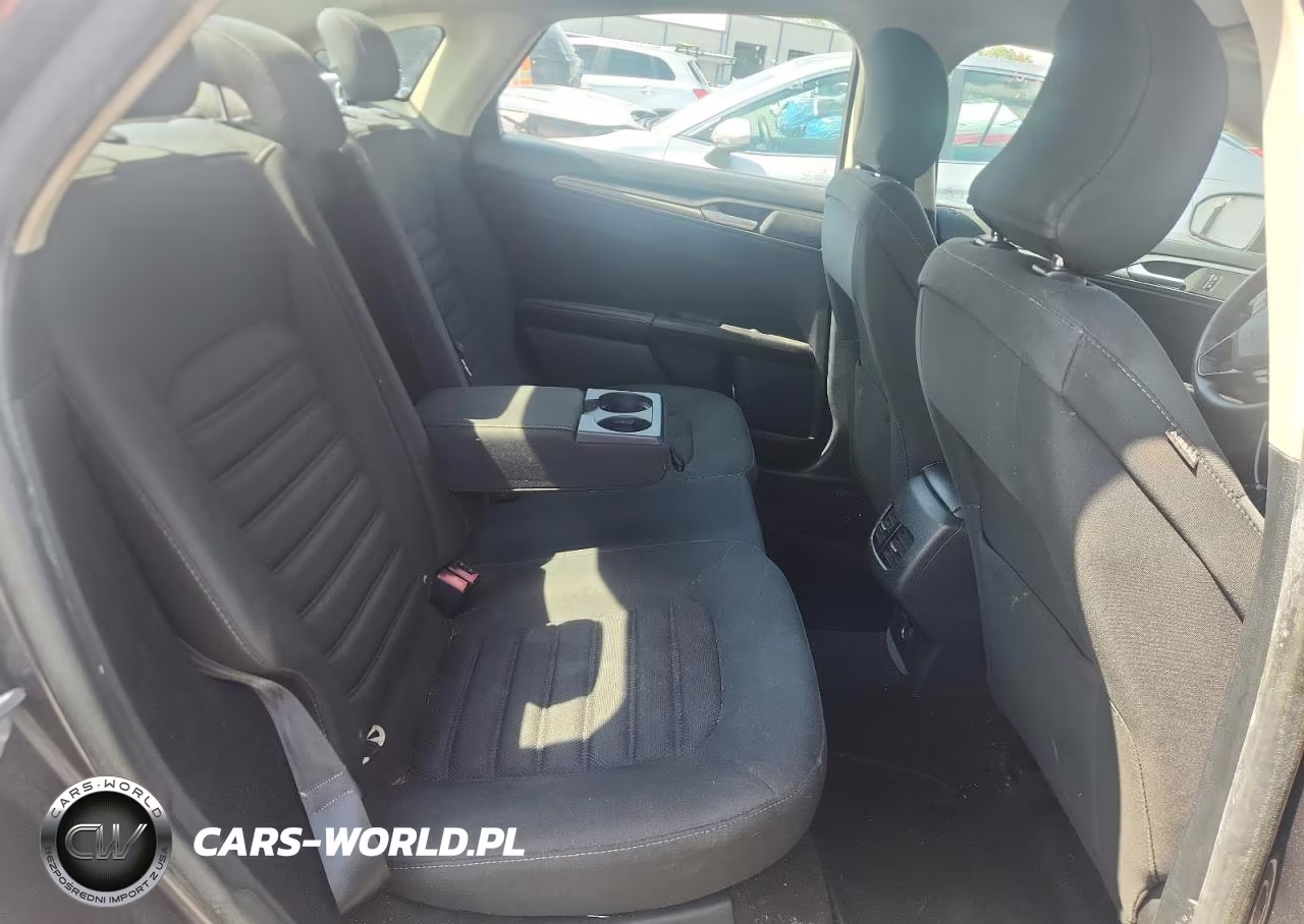 2019 Ford Fusion Se VIN:3FA6P0LU1KR133265 - 10