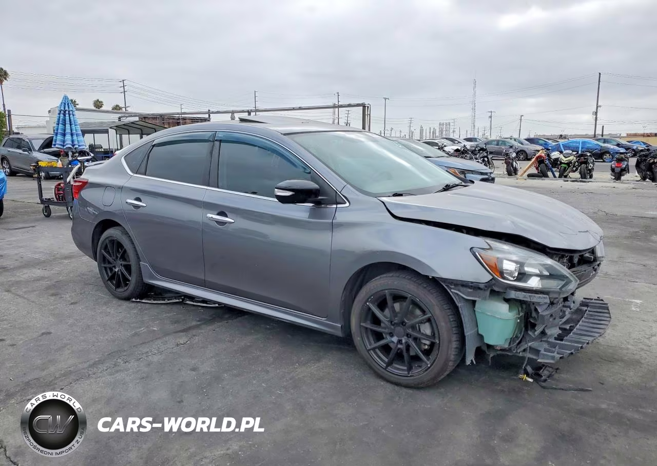 2017 Nissan Sentra Sr Turbo VIN:3N1CB7AP7HY281293 - 4