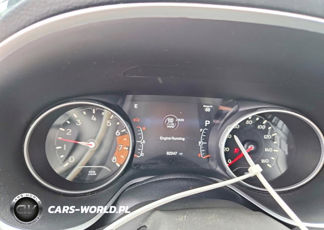 2018 Jeep Compass Latitude VIN:3C4NJDBB0JT246298 - 9