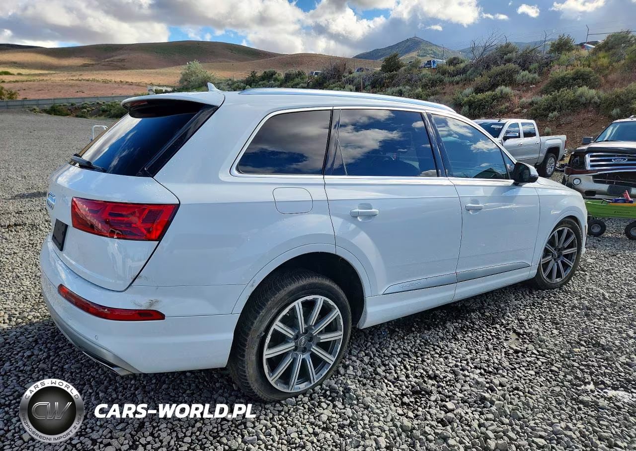 2019 Audi Q7 Premium Plus VIN:WA1LHAF70KD026460 - 3