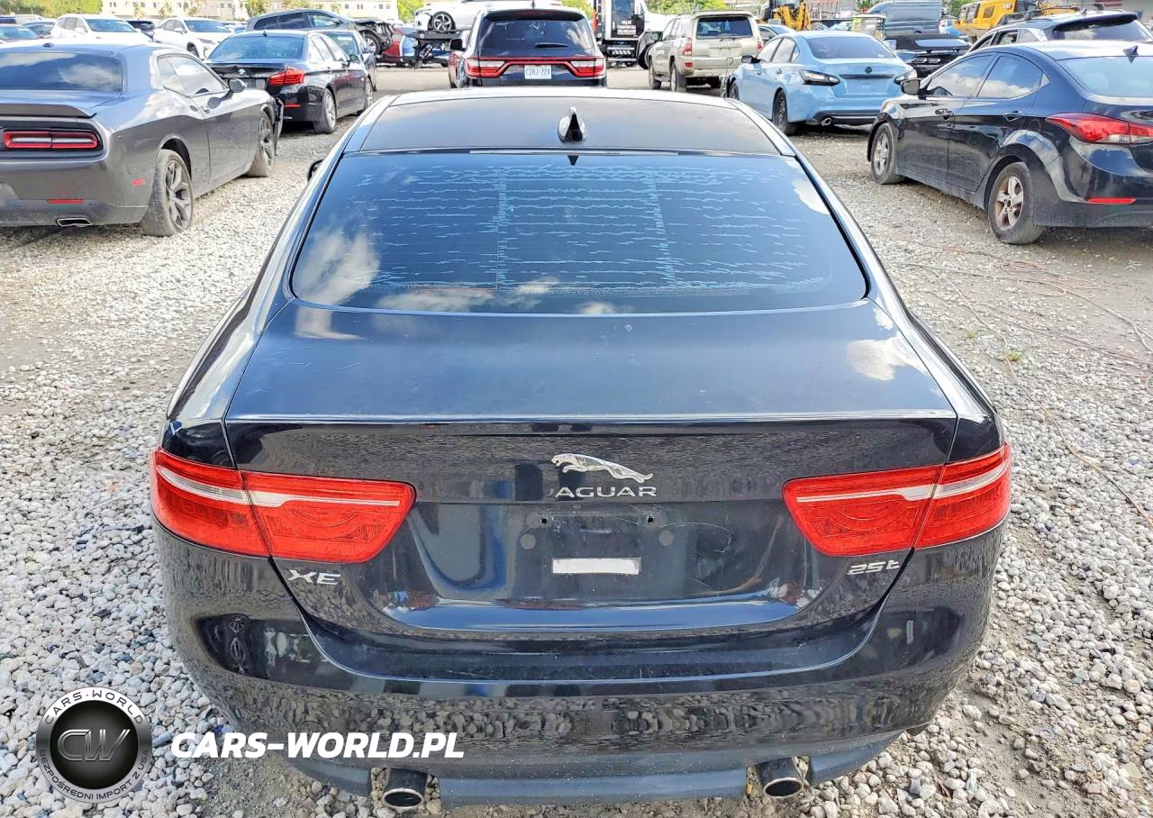 2017 Jaguar Xe VIN:SAJAR4BG5HA958845 - 6