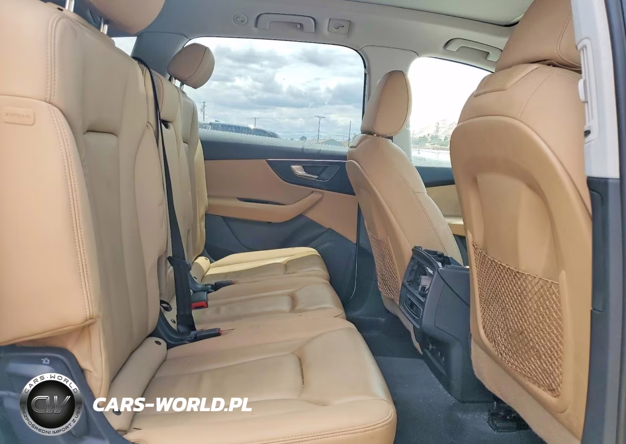 2023 Audi Q7 Premium VIN:WA1ACBF75PD005199 - 11