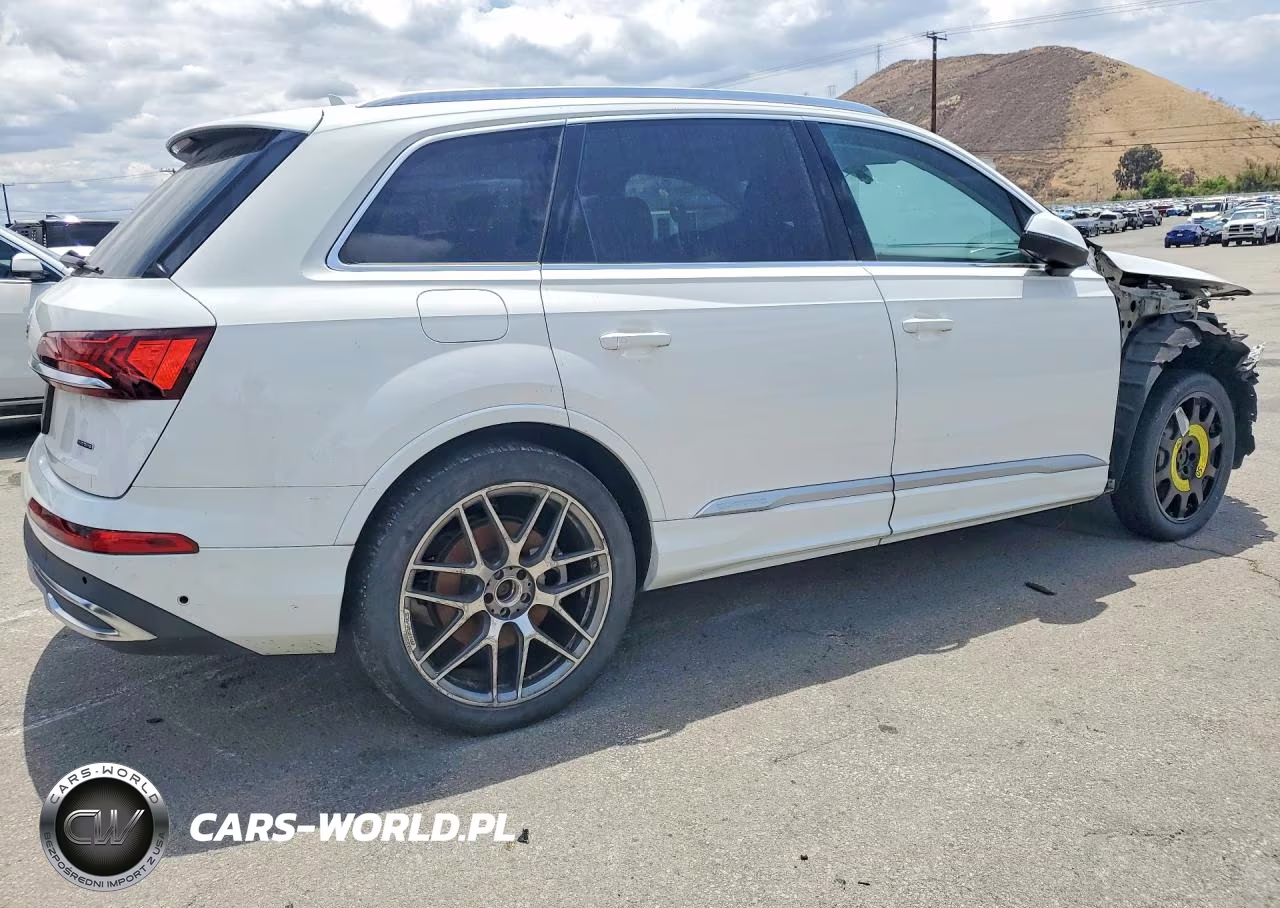 2023 Audi Q7 Premium VIN:WA1ACBF75PD005199 - 3
