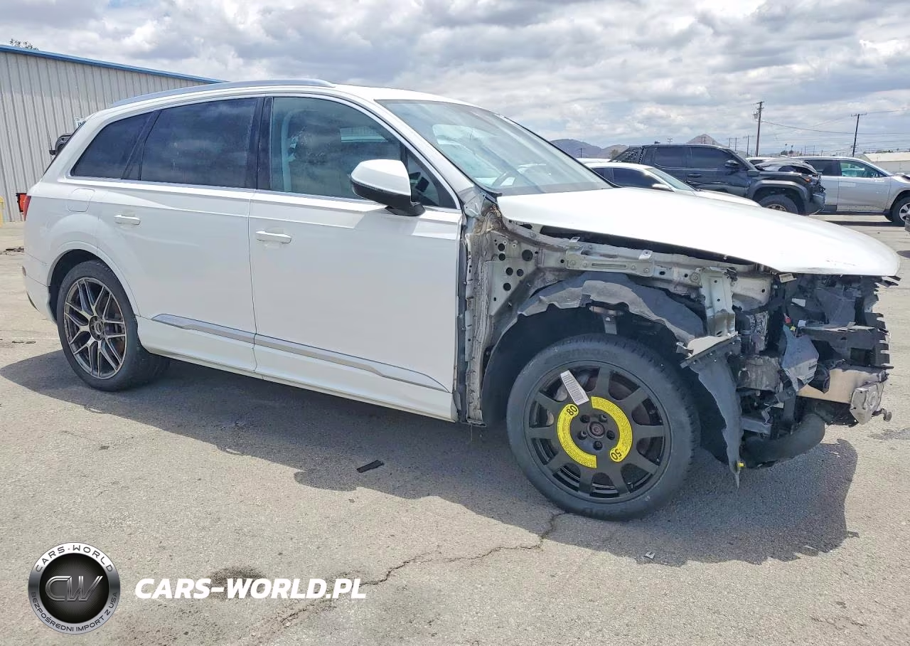 2023 Audi Q7 Premium VIN:WA1ACBF75PD005199 - 4