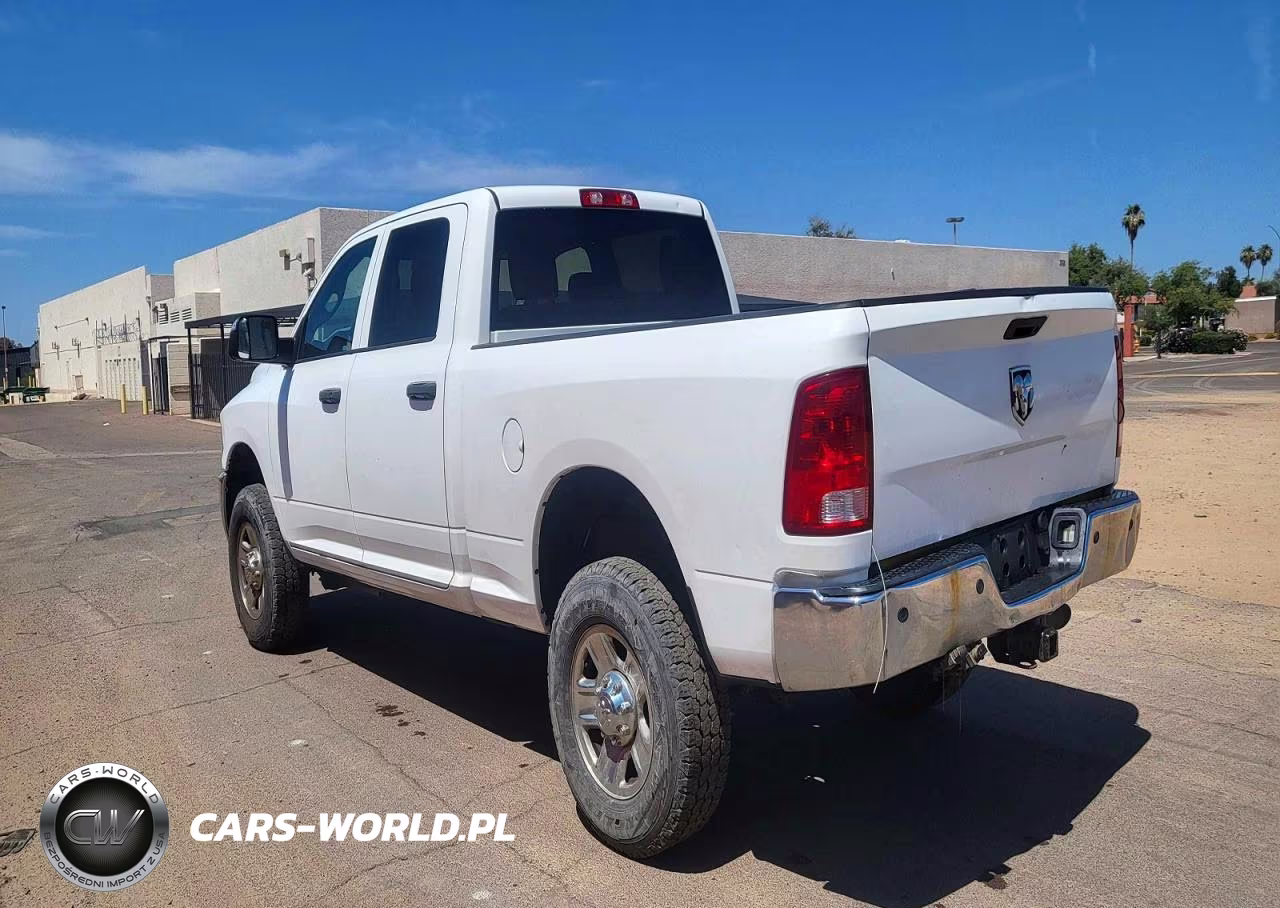 2016 Ram 2500 Tradesman VIN:3C6UR5CJ2GG192317 - 3