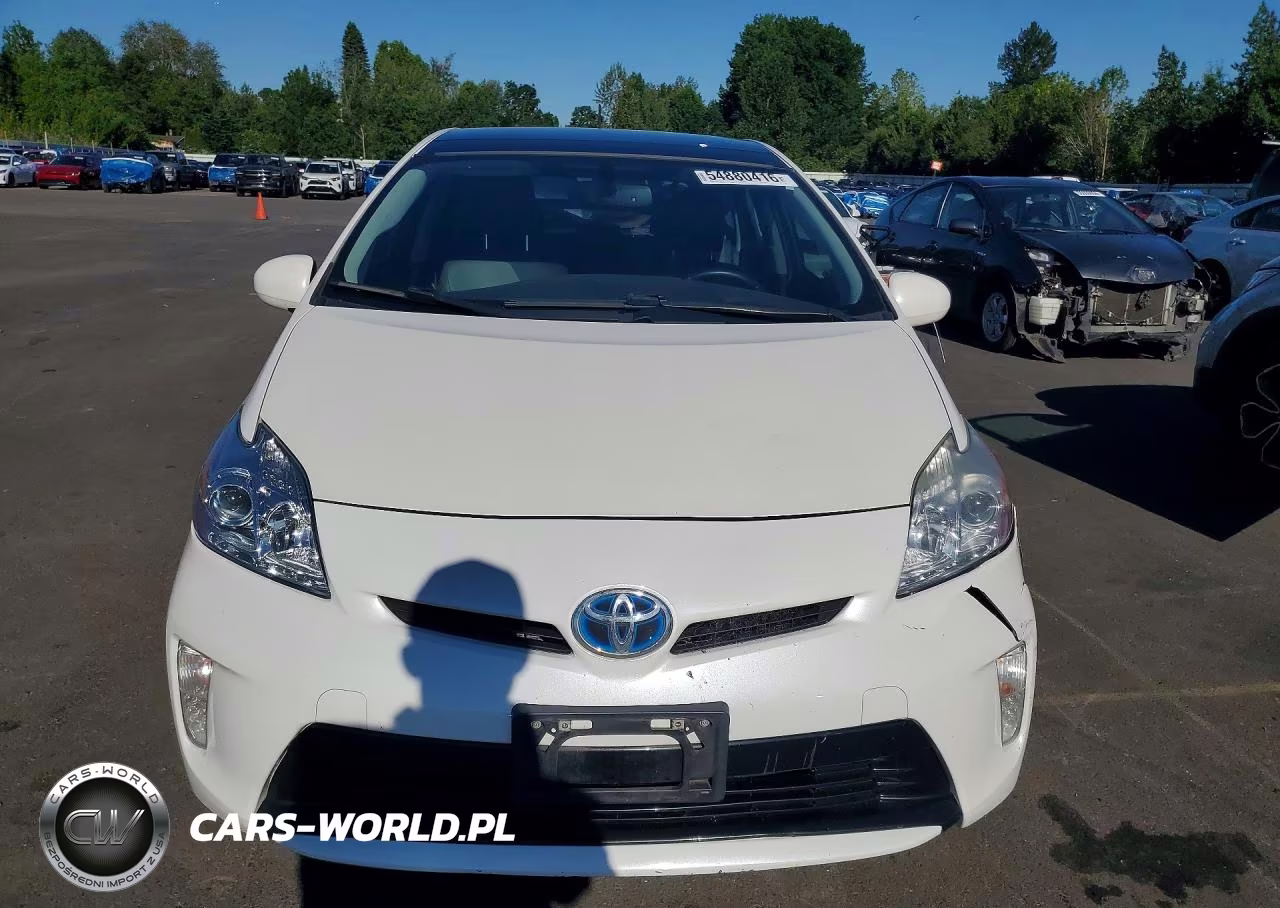 2013 Toyota Prius Four VIN:JTDKN3DU2D5599128 - 5