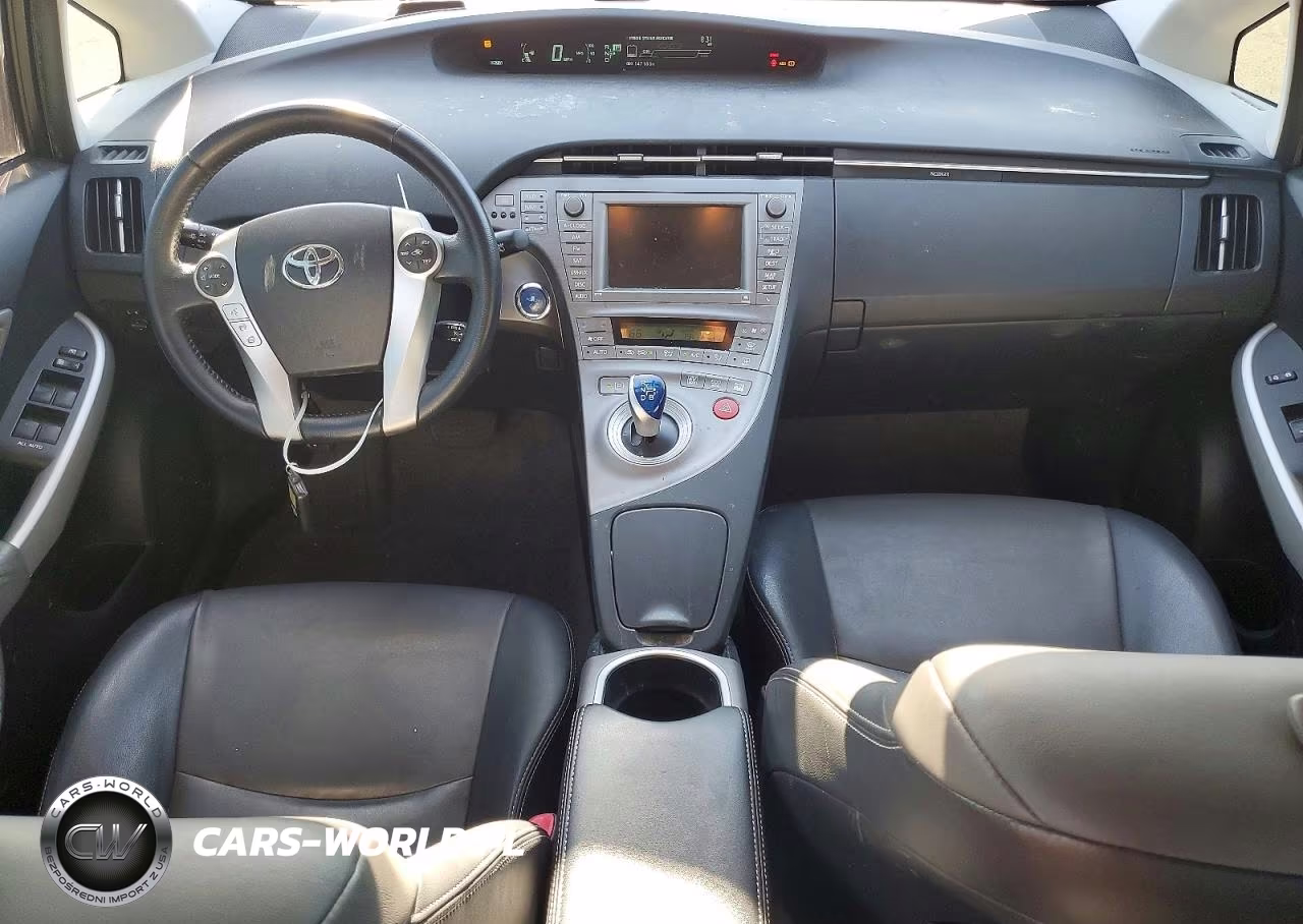 2013 Toyota Prius Four VIN:JTDKN3DU2D5599128 - 8