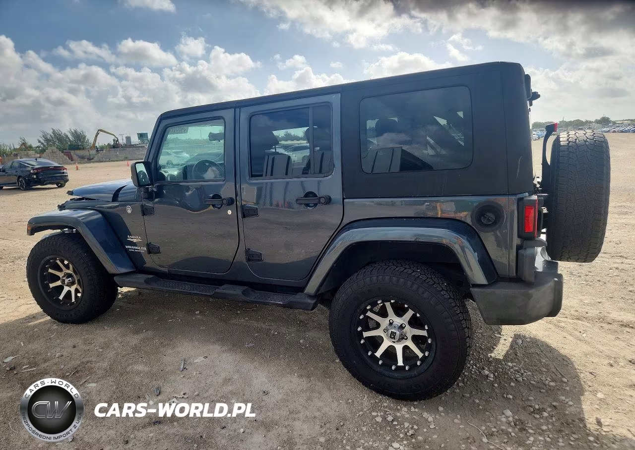 2008 Jeep Wrangler Unlimited Sahara VIN:1J4GA59118L595689 - 2