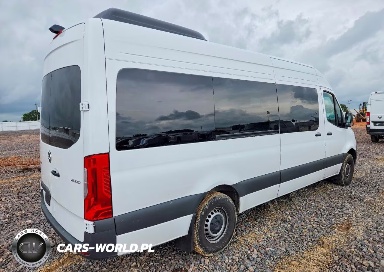 2026 Mercedes-Benz Sprinter 2500 VIN:W1Z4KGHY4TT604868 - 3
