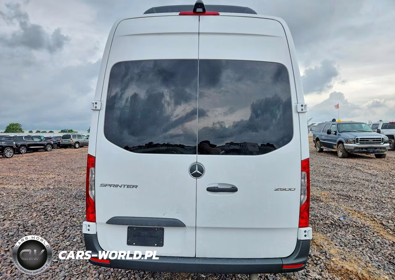 2026 Mercedes-Benz Sprinter 2500 VIN:W1Z4KGHY4TT604868 - 6