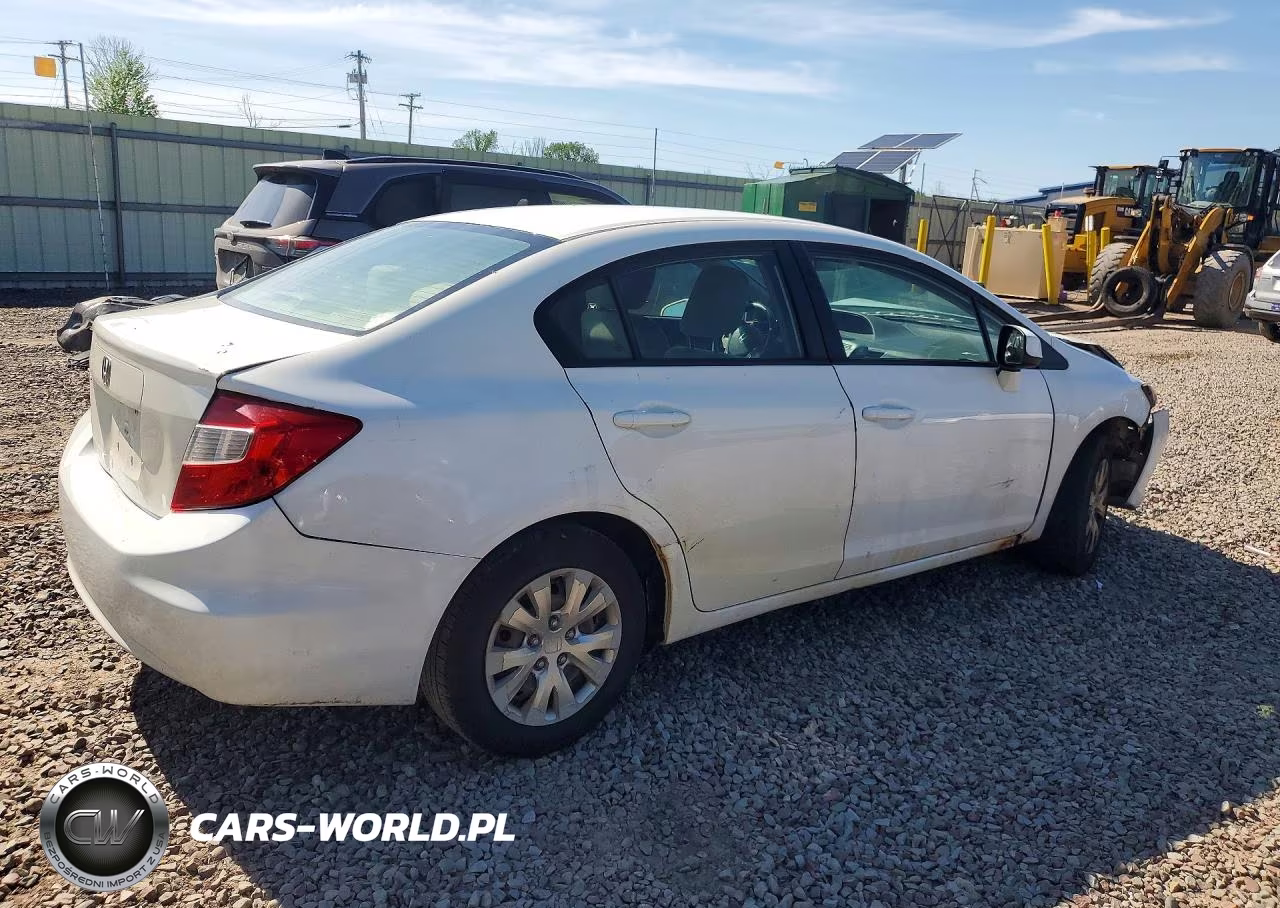 2012 Honda Civic Lx VIN:2HGFB2F5XCH326635 - 3
