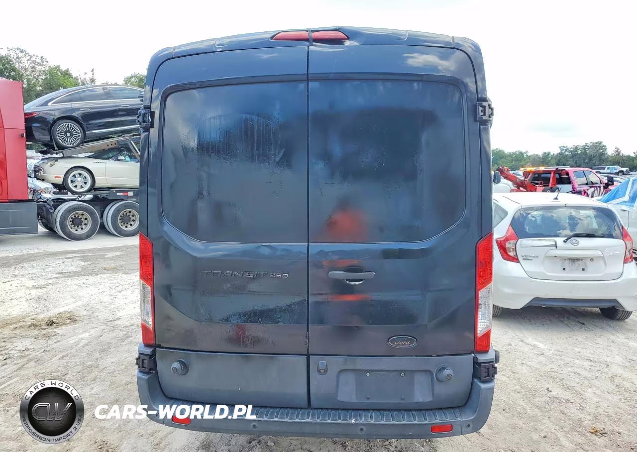 2015 Ford Transit T-250 VIN:1FTYR2CM5FKA84235 - 6