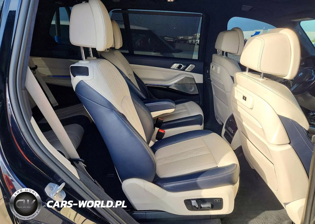 2019 BMW X7 xDrive50I VIN:5UXCX4C53KLS37881 - 11