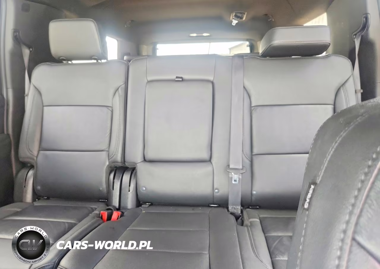 2024 Chevrolet Suburban C1500 Lt VIN:1GNSCCKD3RR235090 - 10