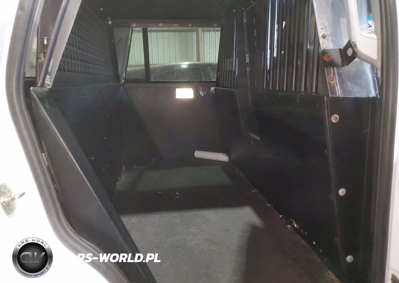 2018 Chevrolet Tahoe Police VIN:1GNLCDEC0JR209001 - 10