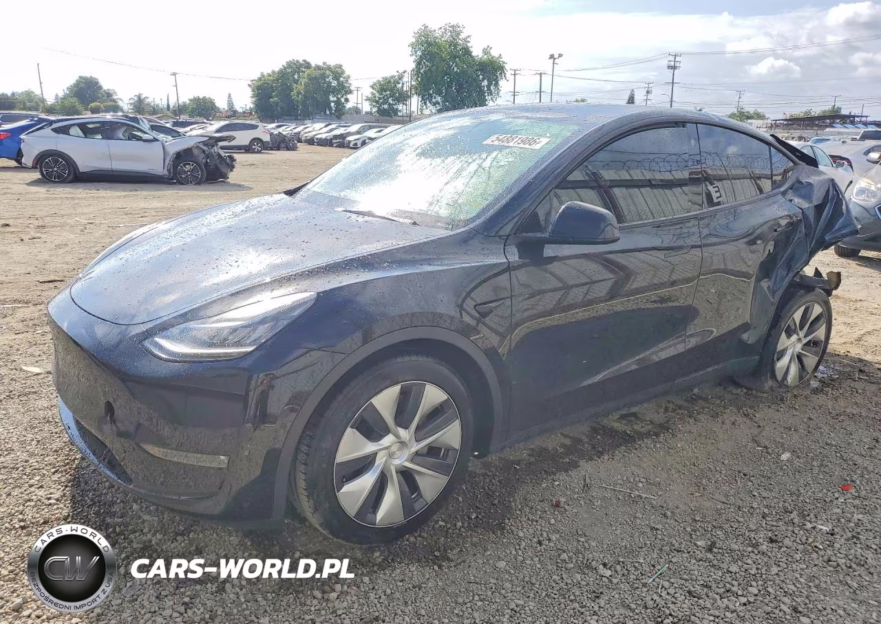 2021 Tesla Model Y VIN:5YJYGDEE3MF140450 - 1