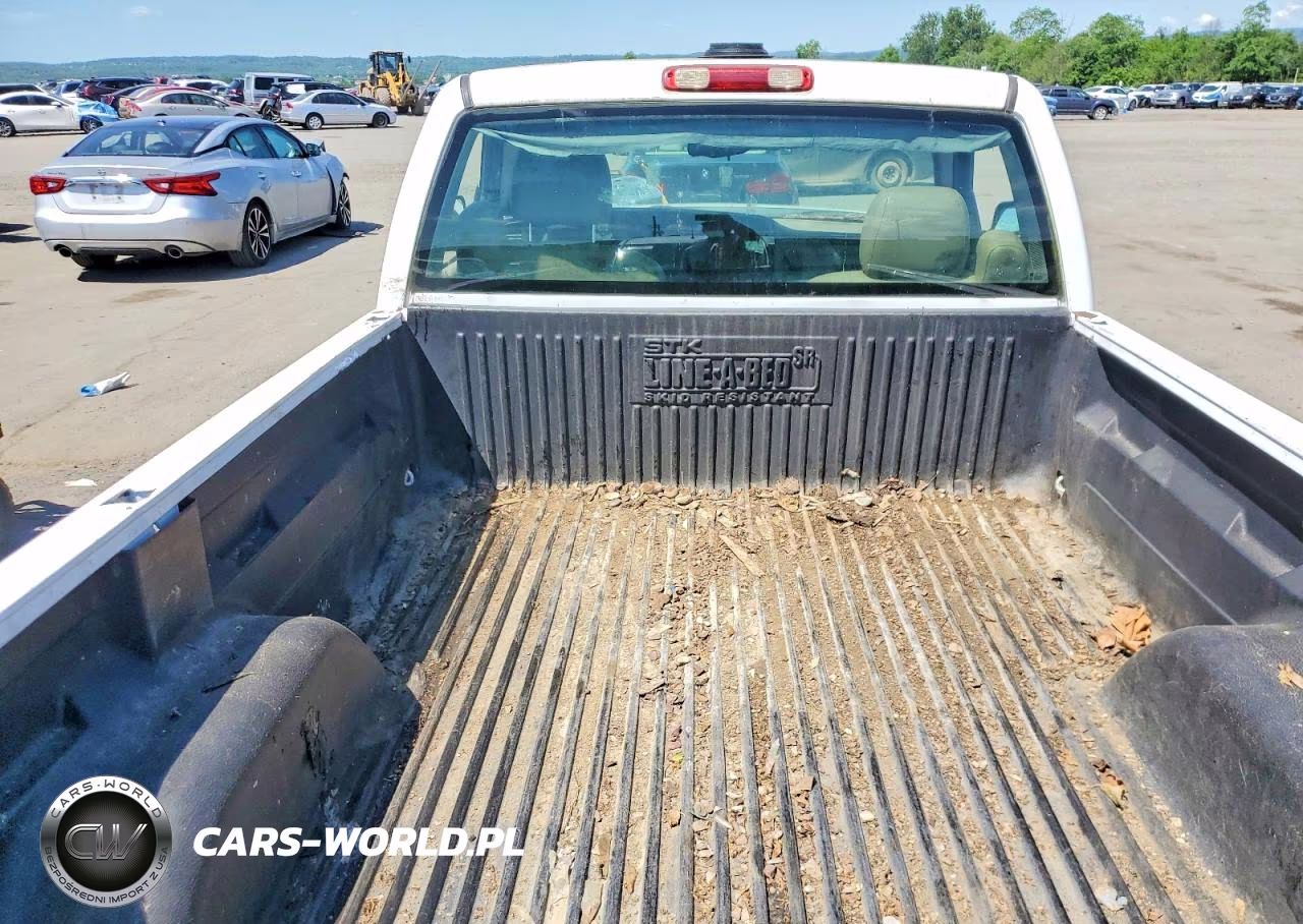 2006 Chevrolet Silverado C1500 VIN:1GCEC14X46Z110418 - 10