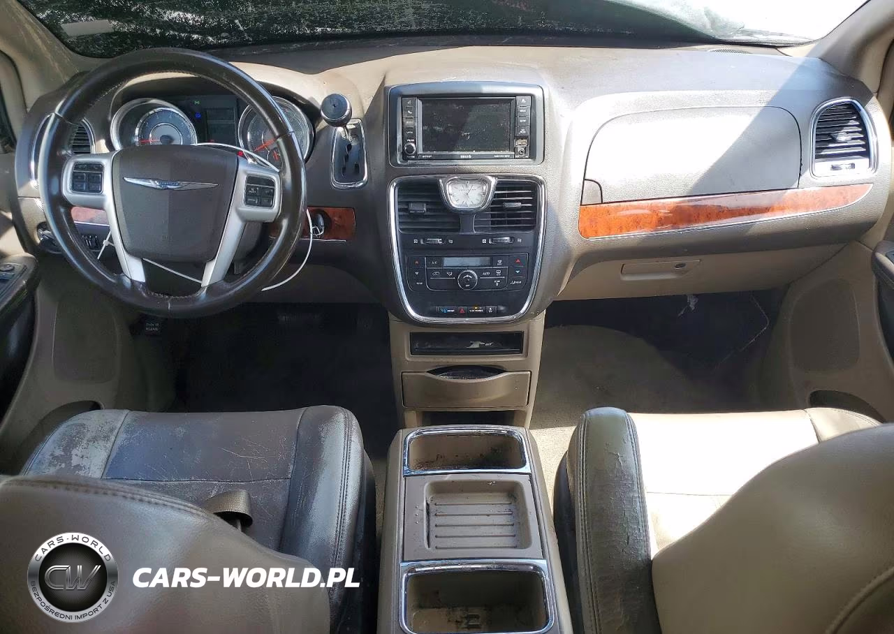 2015 Chrysler Town & Country Touring VIN:2C4RC1BG9FR522624 - 8