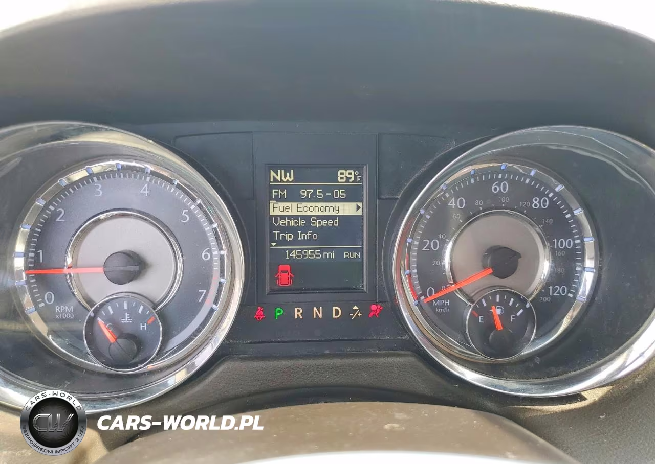 2015 Chrysler Town & Country Touring VIN:2C4RC1BG9FR522624 - 9