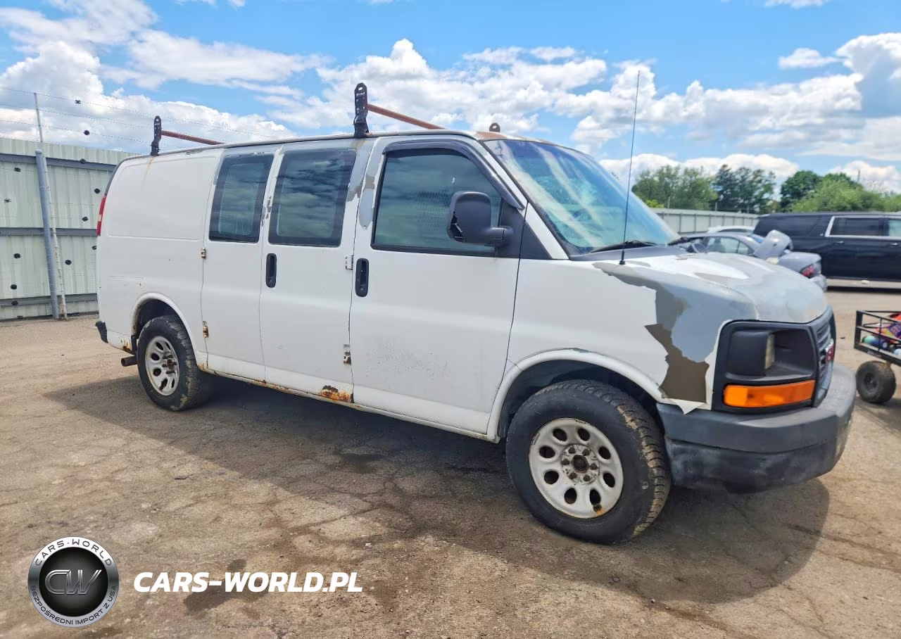 2010 GMC Savana G1500 VIN:1GTUHAD49A1116550 - 4