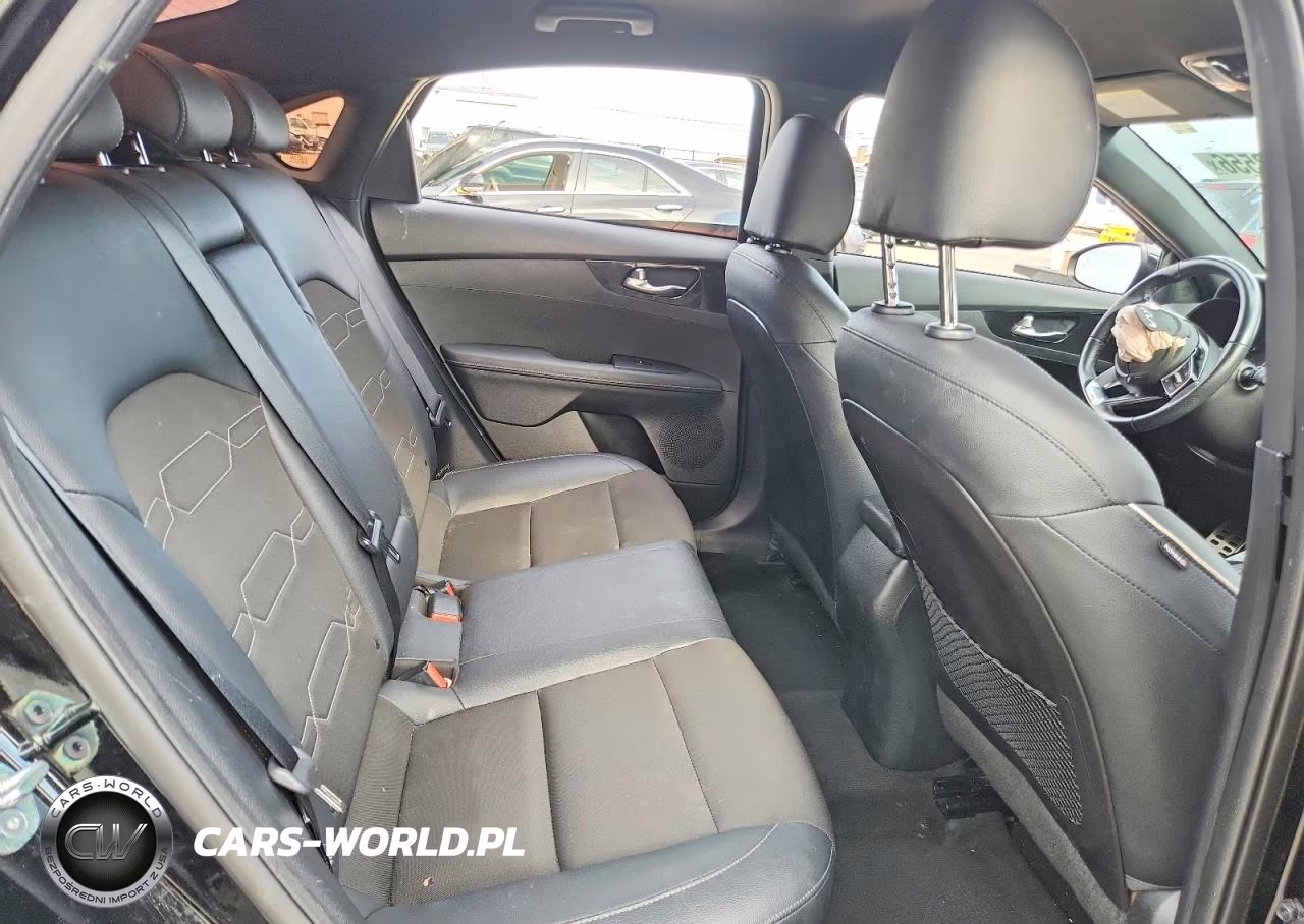 2023 Kia Forte Gt Line VIN:3KPF54AD7PE622777 - 10