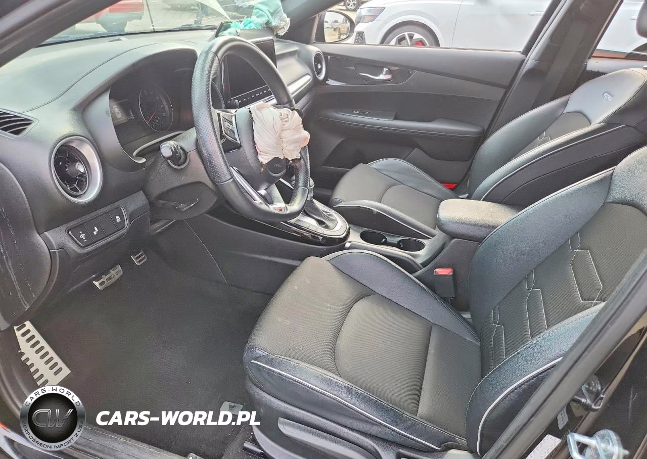 2023 Kia Forte Gt Line VIN:3KPF54AD7PE622777 - 7