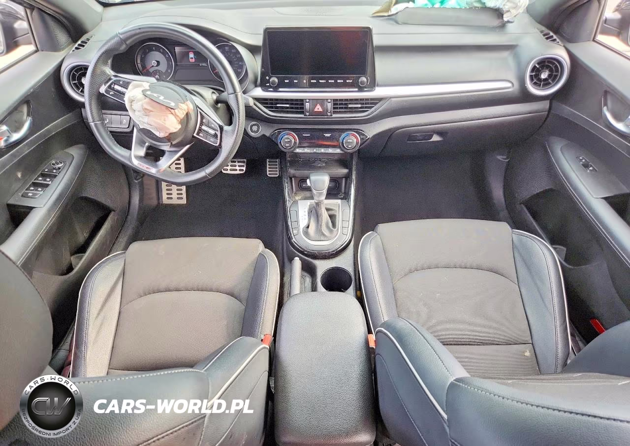 2023 Kia Forte Gt Line VIN:3KPF54AD7PE622777 - 8