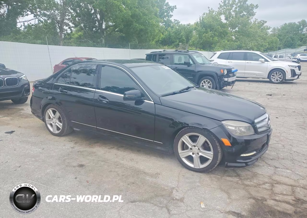 2011 Mercedes-Benz C 300 4Matic VIN:WDDGF8BB0BR157946 - 4