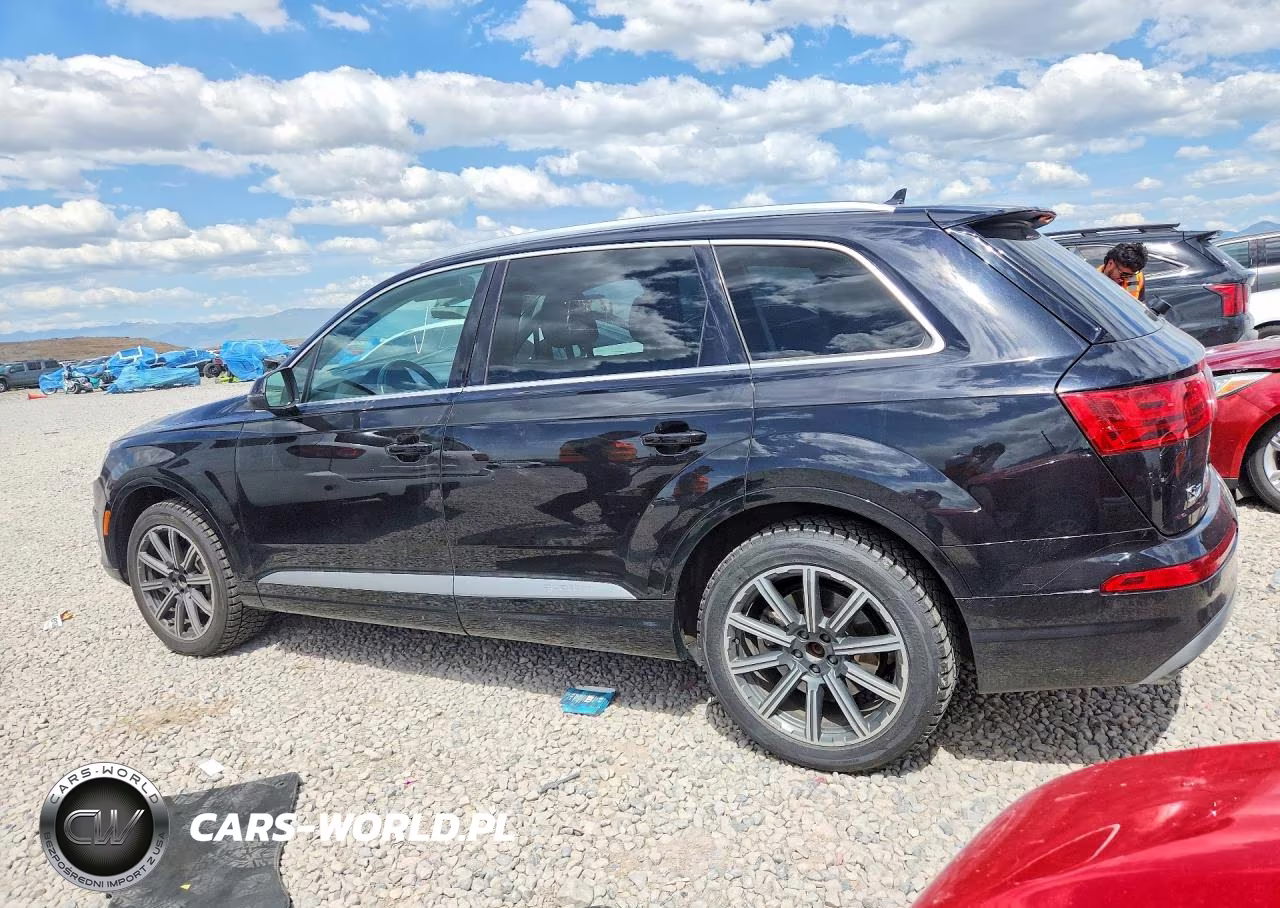2017 Audi Q7 Premium Plus VIN:WA1LAAF78HD003408 - 2