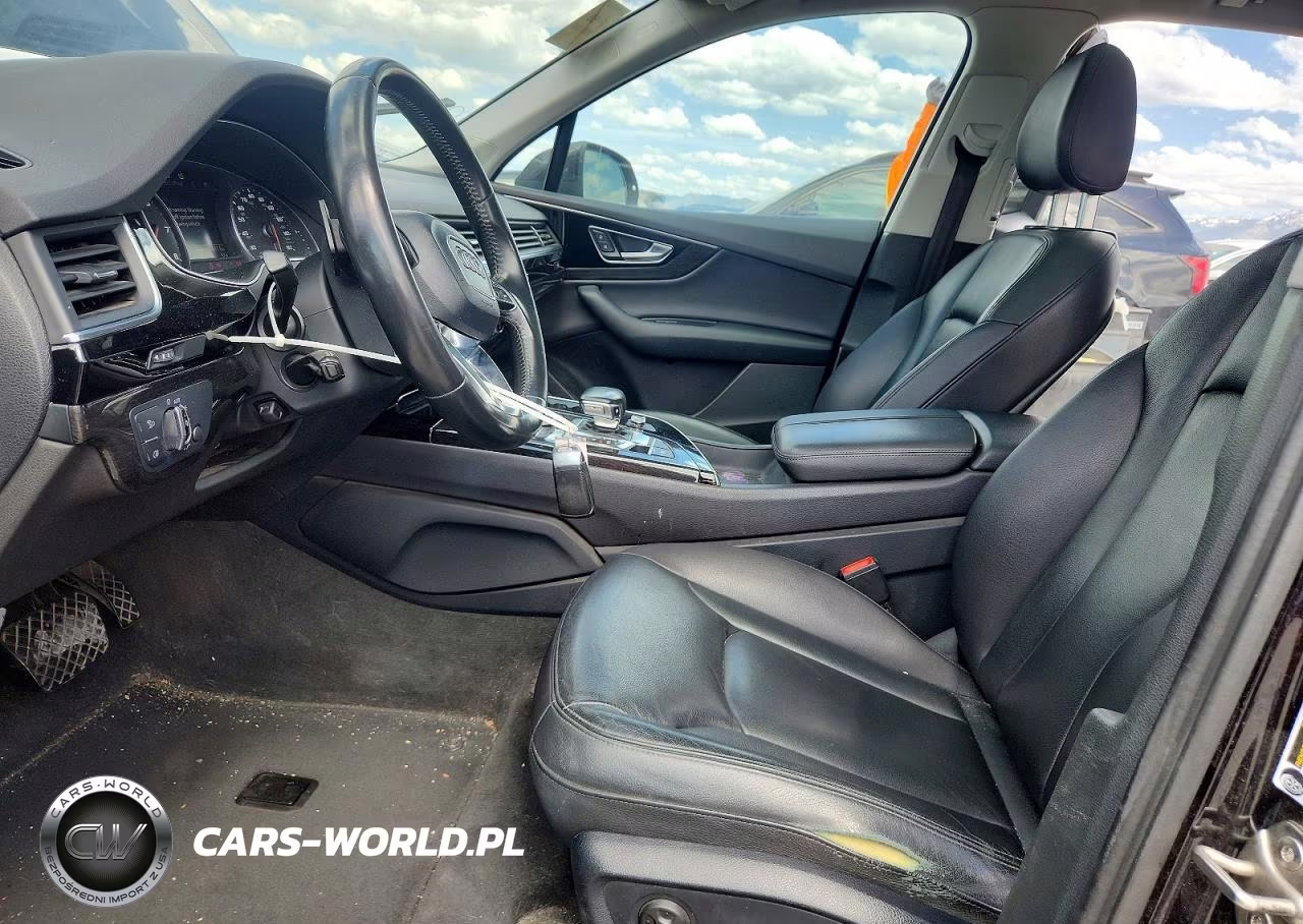 2017 Audi Q7 Premium Plus VIN:WA1LAAF78HD003408 - 7