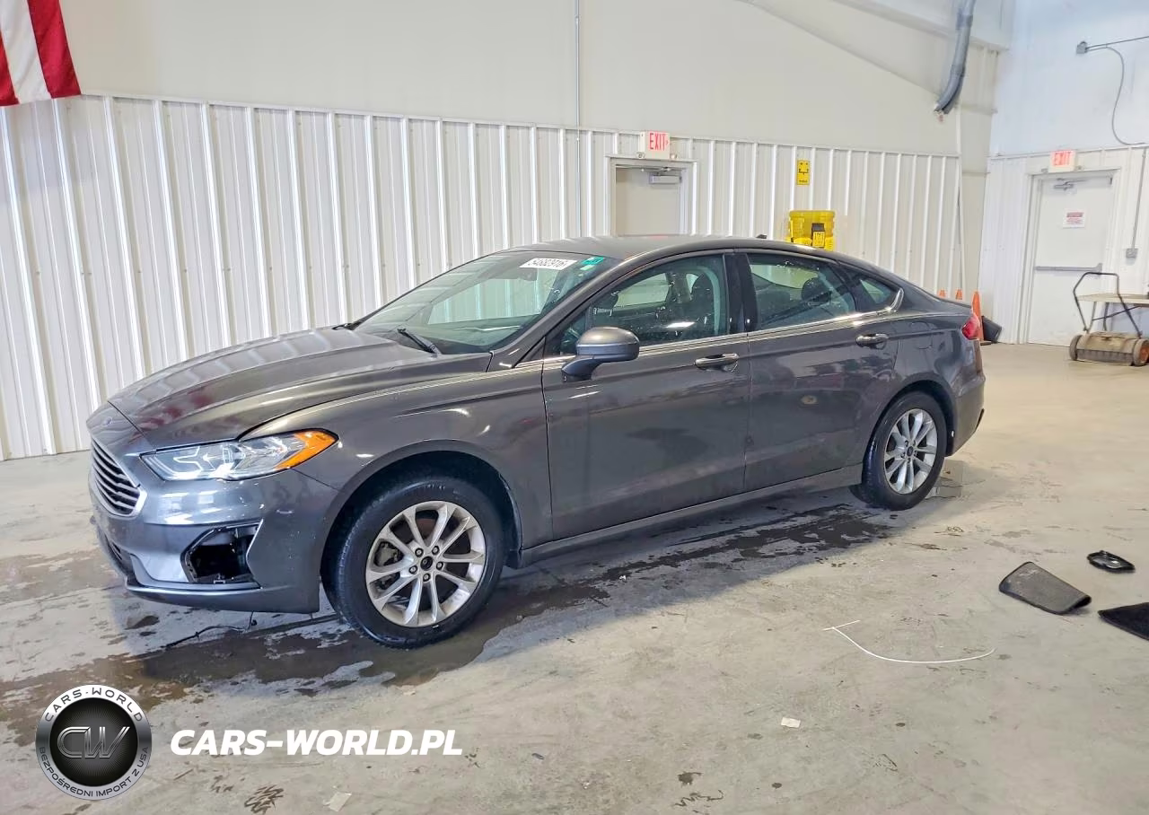 2020 Ford Fusion Se – zdjęcie 1 z 12