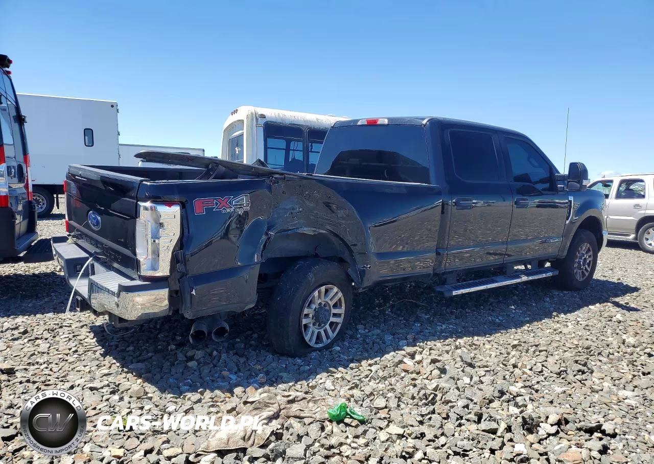 2018 Ford F350 Super Duty VIN:1FT8W3BT2JEB45507 - 3