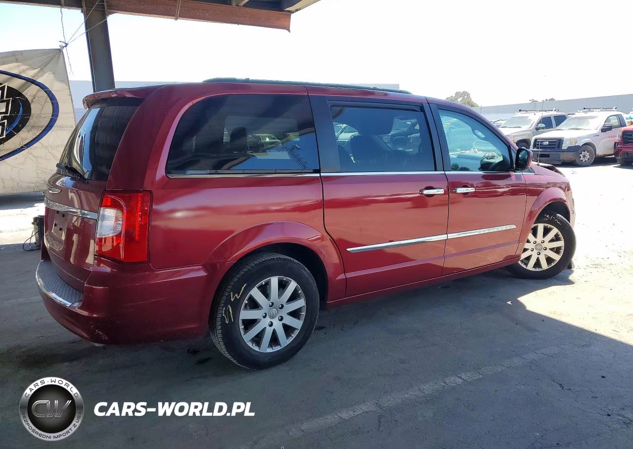 2016 Chrysler Town & Country Touring VIN:2C4RC1BG8GR239665 - 3