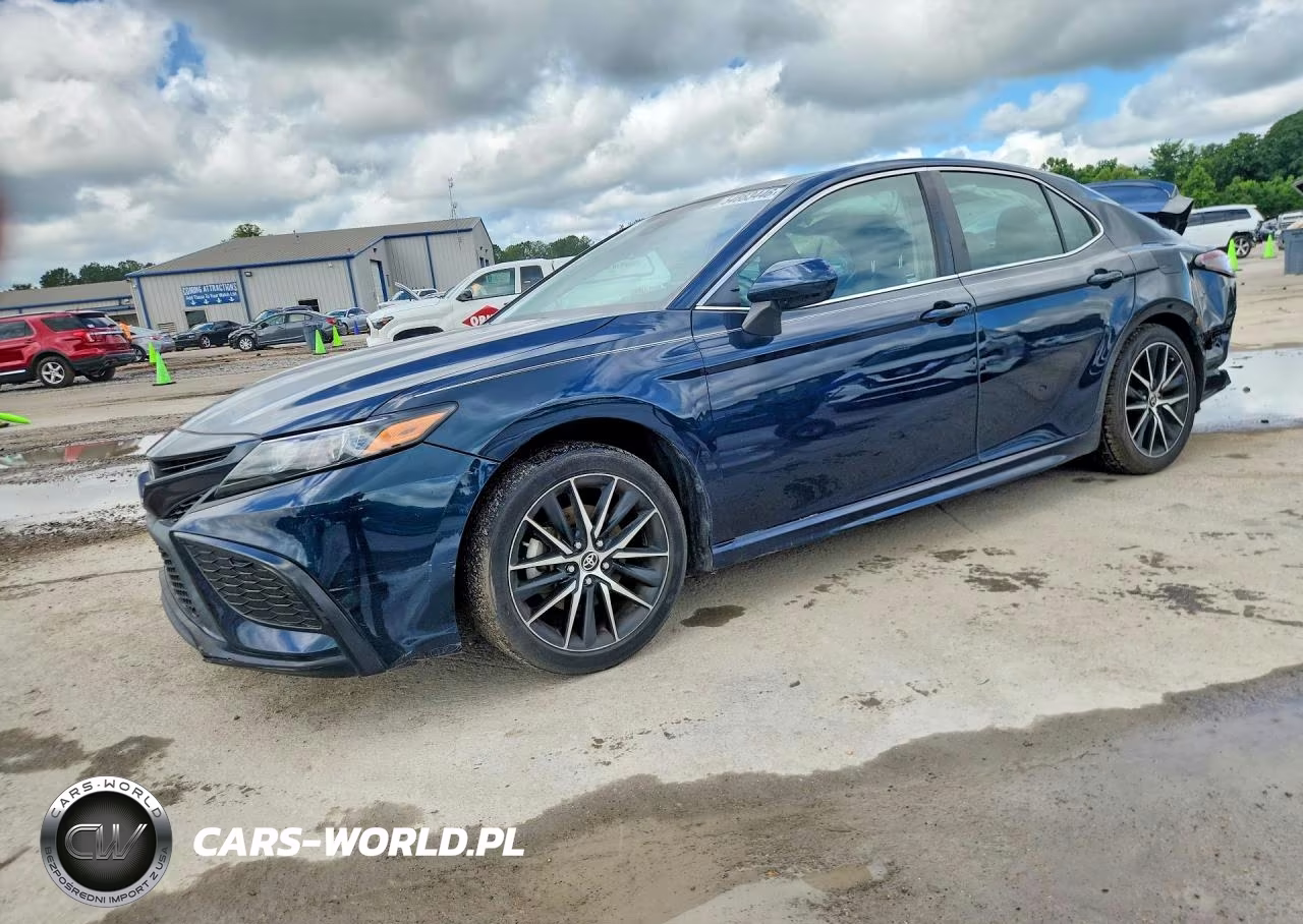 2021 Toyota Camry Se – zdjęcie 1 z 12
