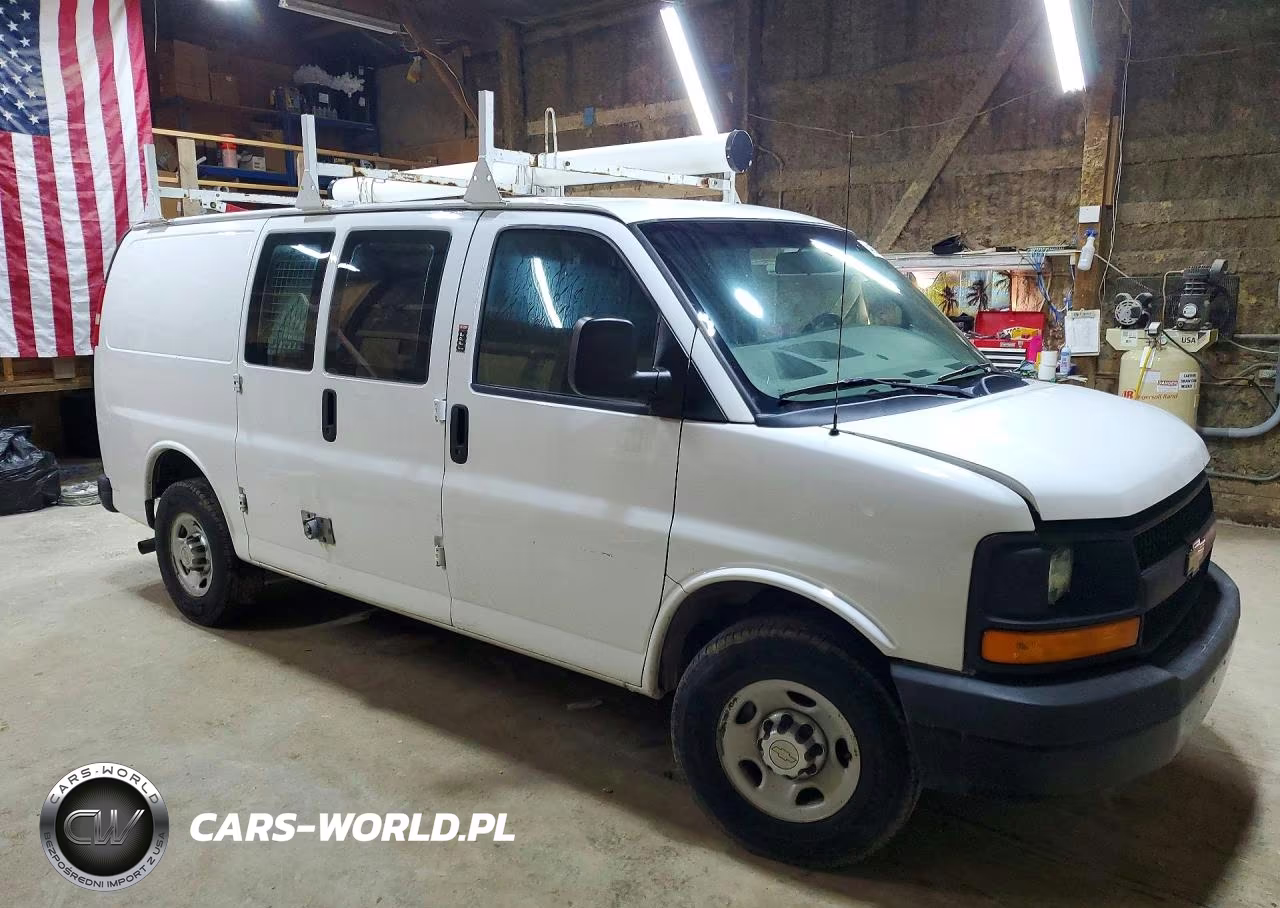 2013 Chevrolet Express G2500 VIN:1GCWGFCG5D1184725 - 4