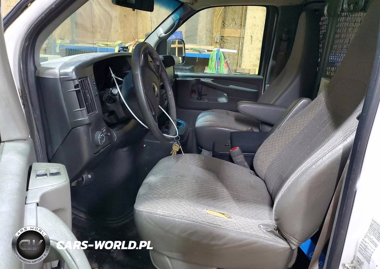 2013 Chevrolet Express G2500 VIN:1GCWGFCG5D1184725 - 7